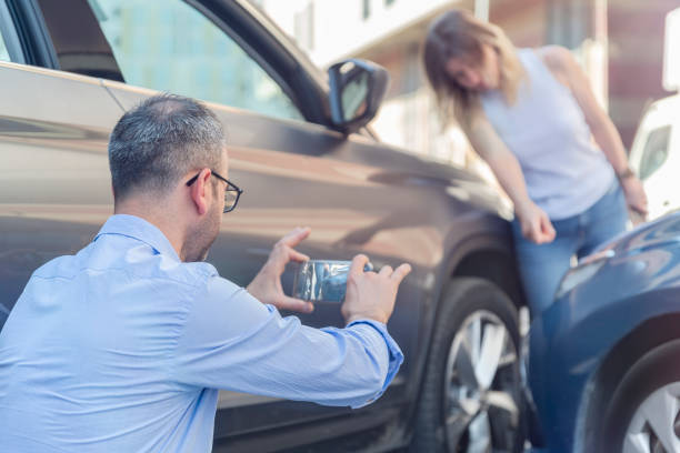 Professional Commercial Auto Insurance technician working in Wood-Ridge, NJ